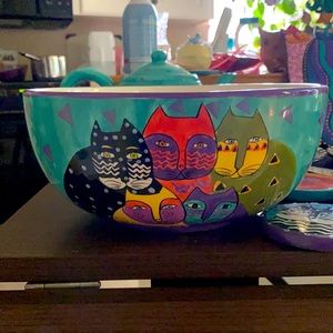 Large vintage 10” Cat Bowl by Laurel Burch